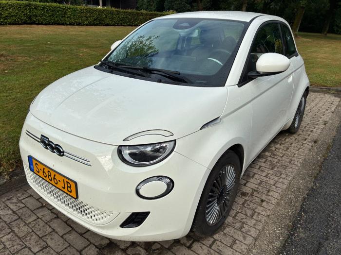 fiat-500e-icon-42-kwh-uit-2023