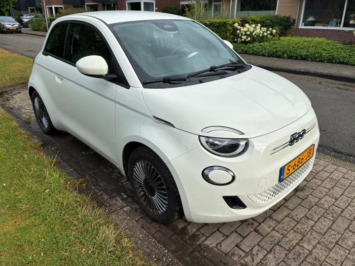 fiat-500e-icon-42-kwh-uit-2023
