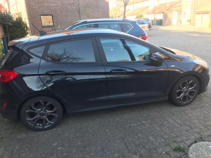 Ford Fiesta (5-d) 1.0 hev ecoboost st-line x 92kW Agate