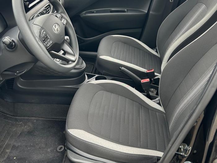 hyundai-i10-19