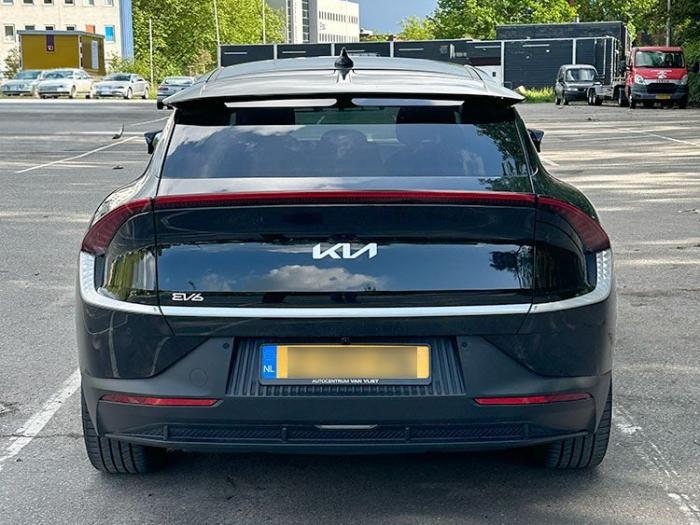 kia-ev6-55kwh-light-edition
