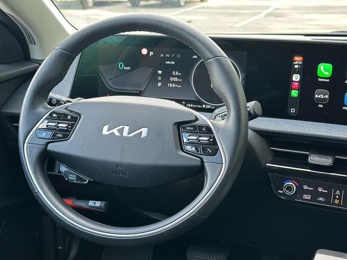 kia-ev6-55kwh-light-edition