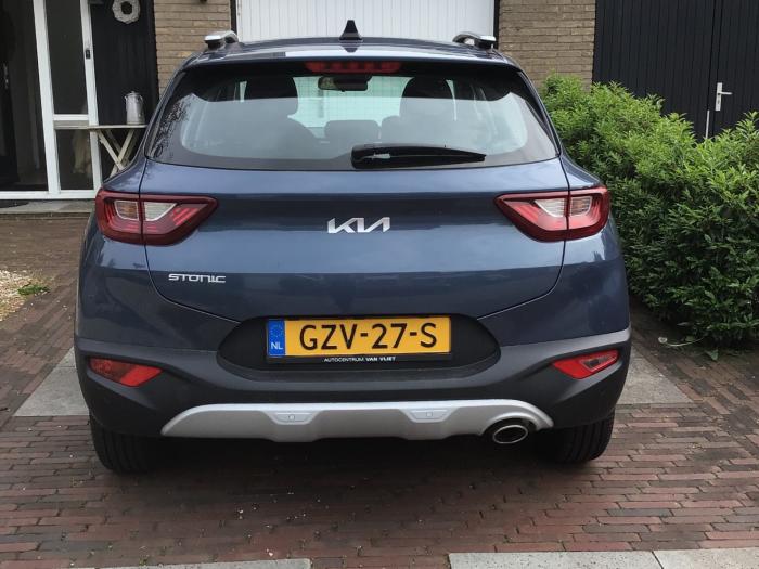 kia-kia-stonic