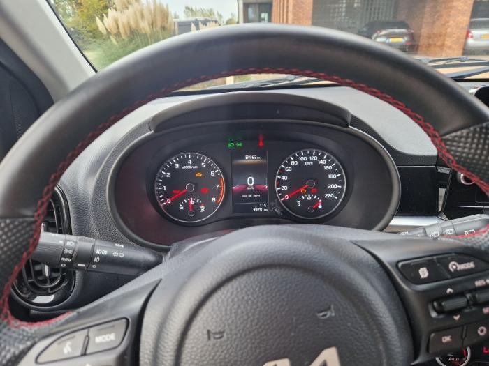 kia-picanto-gt-line-7