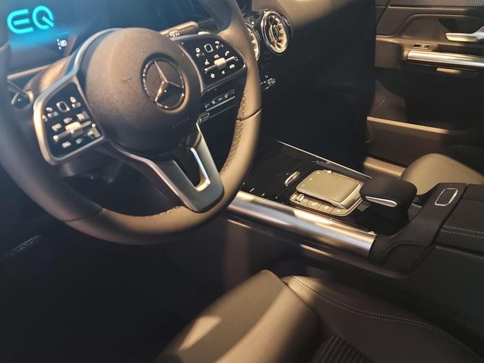 mercedes-benz-eqa-250-business-solution