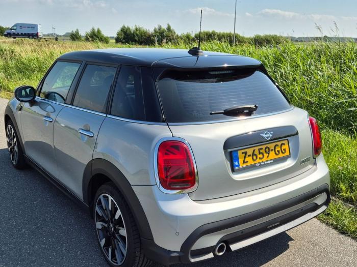 mini-mini-cooper-3