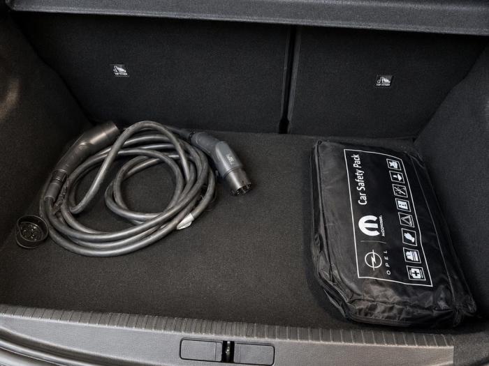 opel-corsa-e-50-kwh-level-2-11-kw-3-fase