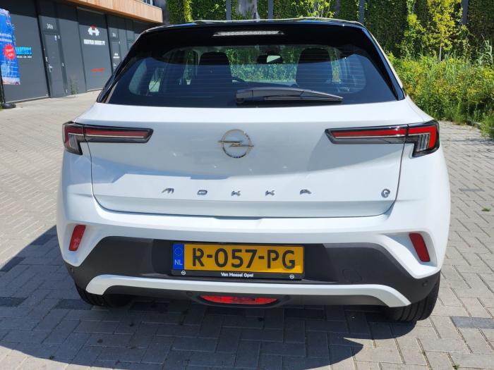 opel-mokka-e-9