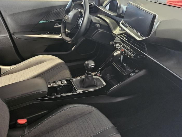 peugeot-2008-1-2-puretech-allure-pack