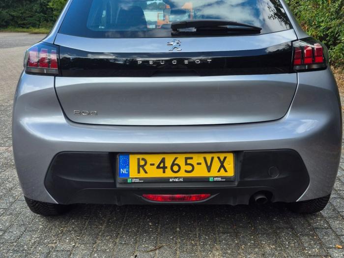 peugeot-208-19