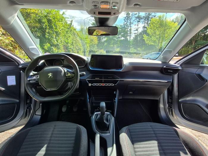 peugeot-208-19
