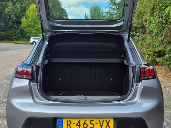 peugeot-208-19