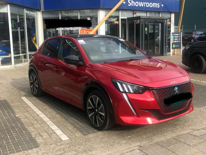 Peugeot e-208
