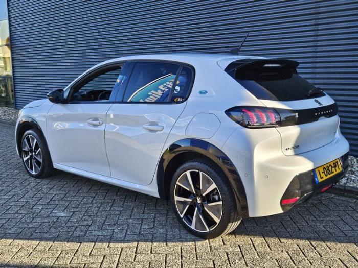 peugeot-e208-gt-4
