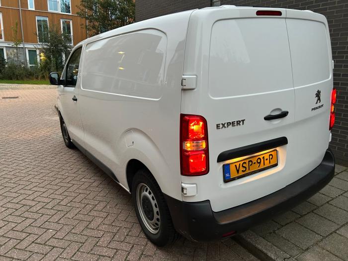 peugeot-expert-2