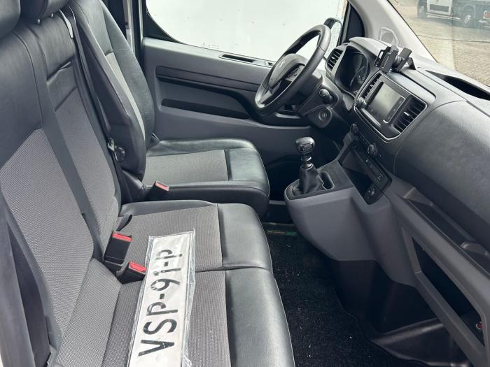 peugeot-expert-2