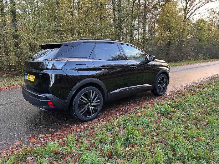 peugeot-peugeot-3008-plug-in-hybride