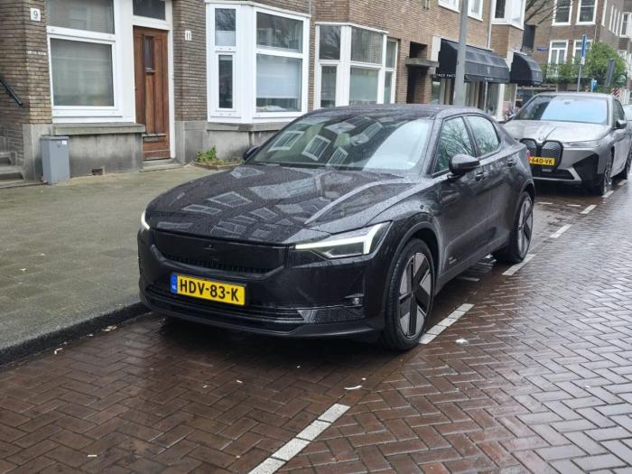 polestar-model-2