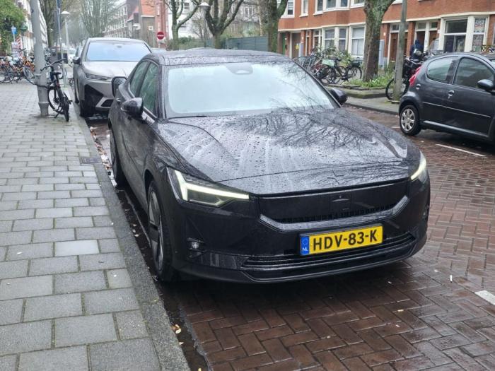 polestar-model-2