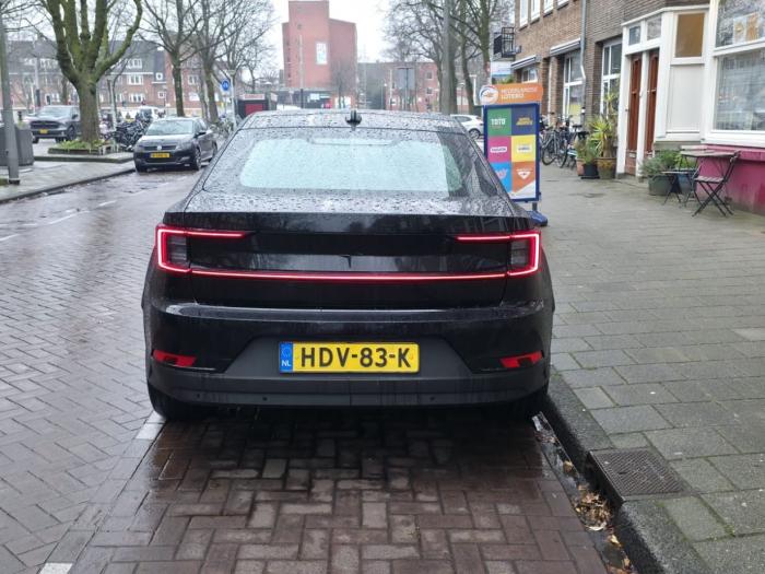 polestar-model-2