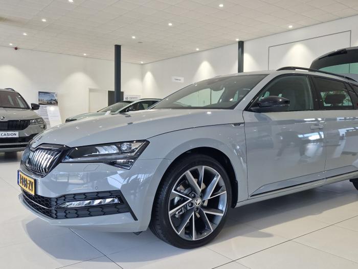 Skoda Superb Combi