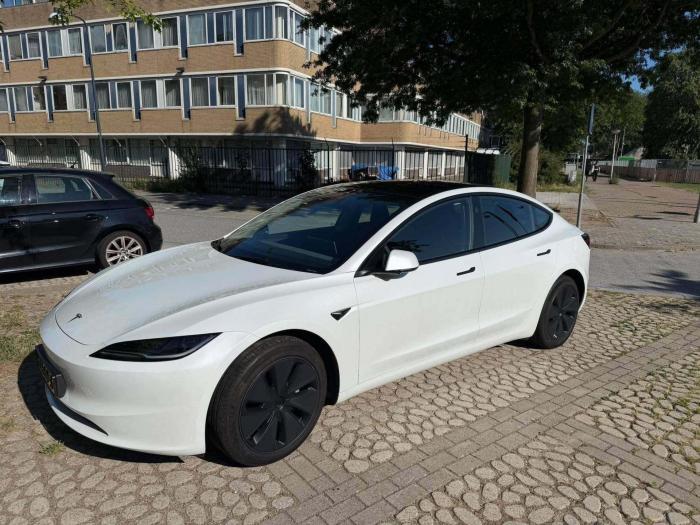 tesla-model-3-9-2