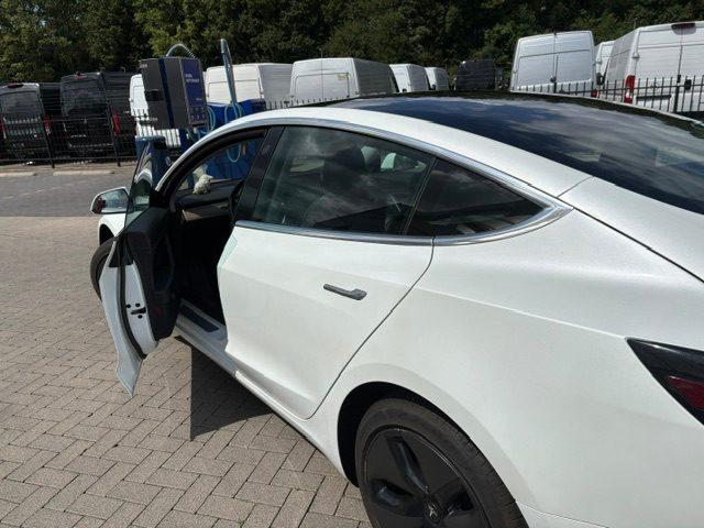 tesla-model-3-long-range-dual-motor-awd-4d