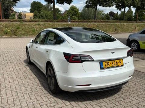 tesla-model-3-long-range-dual-motor-awd-4d