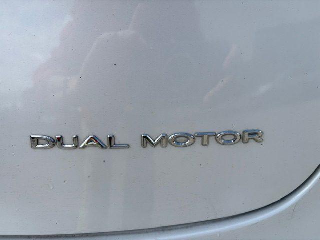 tesla-model-3-long-range-dual-motor-awd-4d