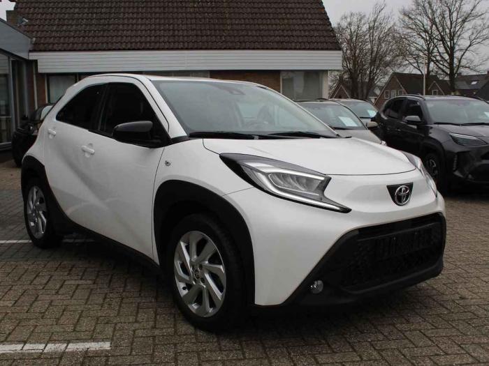 toyota-aygo-x-4