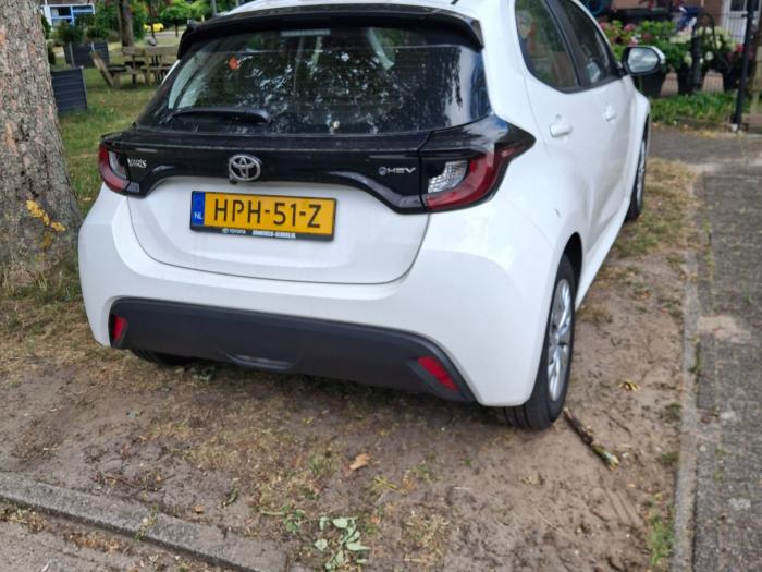 toyota-yaris-hybrid-115-comfort
