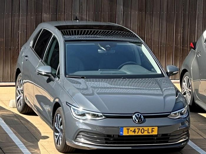 volkswagen-golf-1-4-ehybrid-style