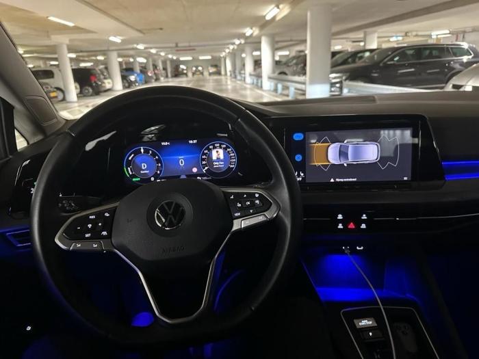 volkswagen-golf-1-4-ehybrid-style