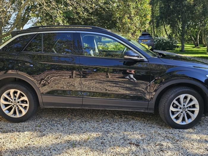 volkswagen-volkswagen-t-roc-1-5-tsi-150pk-7-dsg-2024-zwart