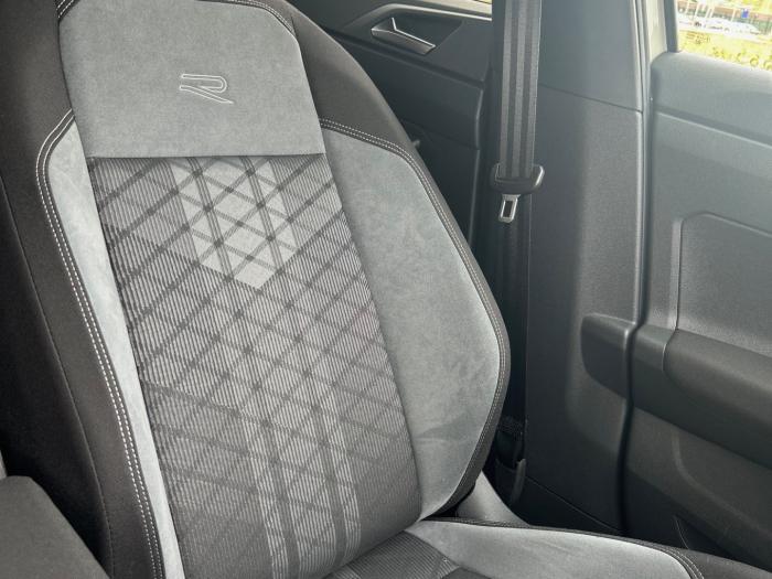 Volkswagen Taigo 1.0 TSI DSGN R-LINE